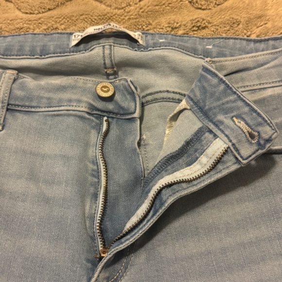 Hollister | Women's Curvy Hi-Rise Super Skinny Jeans | Size 17 - Picture 5 of 8